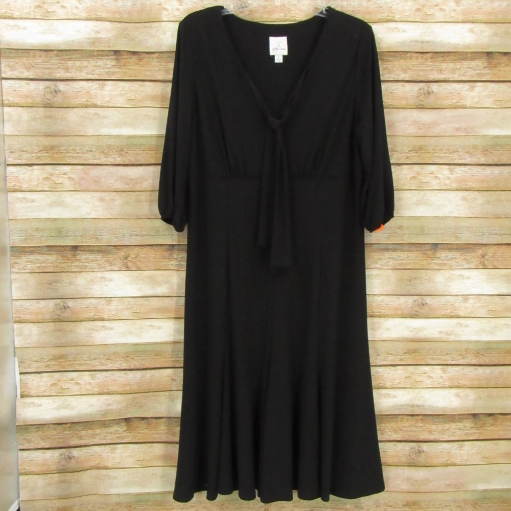 SC by Sara Campbell 40's Vibe Black V-Neck with Tie Flare Hem Dress Women's S